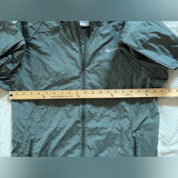 Nike Men's Grey Hooded Running Jacket (S) - Picture 4 of 9